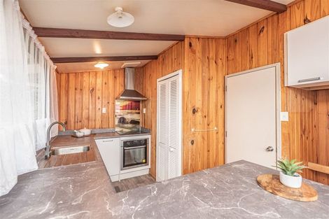 Photo of property in 24 Karyn Street, Castlecliff, Whanganui, 4501