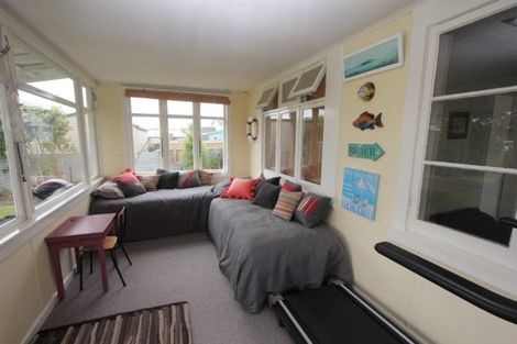 Photo of property in 14 Shortt Street, Foxton Beach, Foxton, 4815