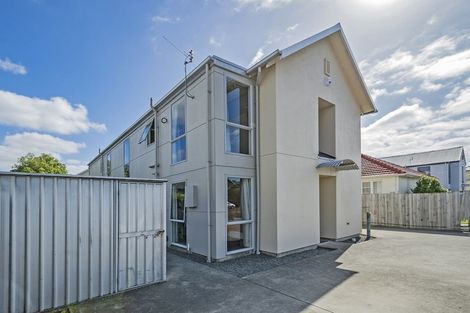 Photo of property in 108b Elizabeth Street, Riccarton, Christchurch, 8041