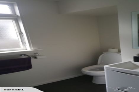 Photo of property in 118 Holly Road, St Albans, Christchurch, 8014