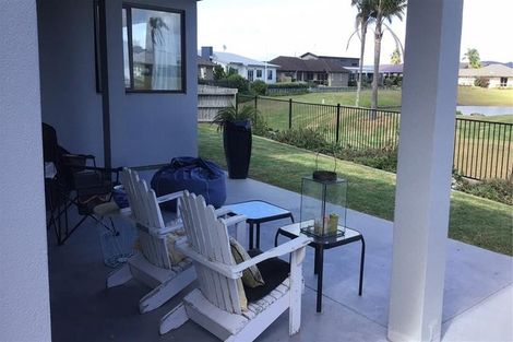 Photo of property in 25 O'farrell Drive, One Tree Point, 0118