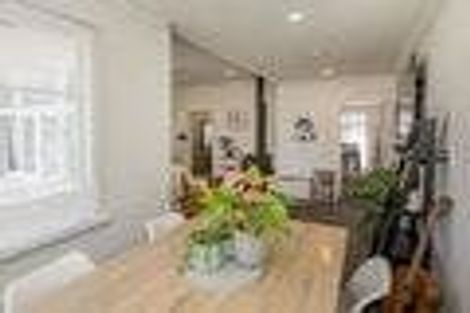 Photo of property in 27 Wilton Street, Levin, 5510