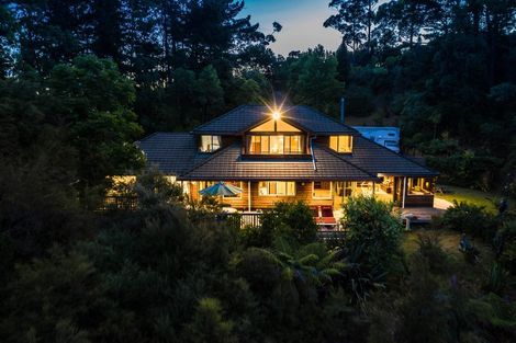 Photo of property in 70 Scott Road, Stanmore Bay, Whangaparaoa, 0932