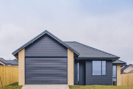 Photo of property in 14 Bathurst Crescent, Pokeno, 2402