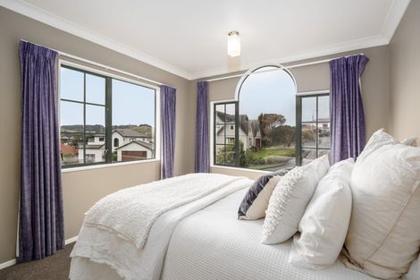 Photo of property in 79 Abilene Crescent, Churton Park, Wellington, 6037