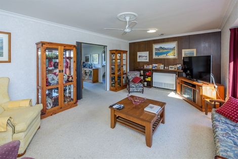 Photo of property in 6 Eden Street, Levin, 5510