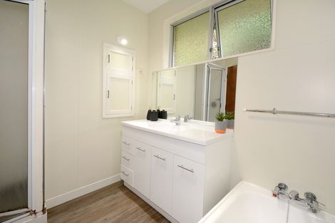 Photo of property in 99 Bedford Street, Saint Clair, Dunedin, 9012