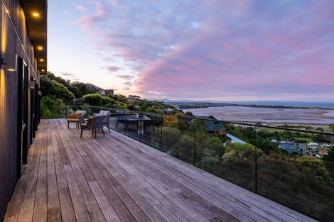 Photo of property in 88 Santa Maria Avenue, Mount Pleasant, Christchurch, 8081