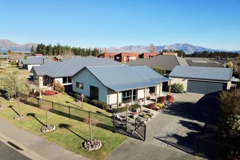 Photo of property in 13 Grantham Drive, Hanmer Springs, 7334