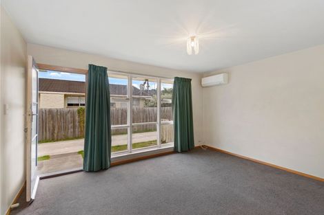 Photo of property in 2/355 Worcester Street, Linwood, Christchurch, 8011