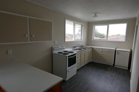 Photo of property in 96 Crawford Avenue, Mangere Bridge, Auckland, 2022