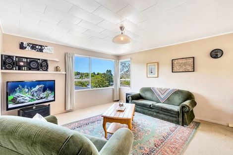 Photo of property in 50 Awaruku Road, Torbay, Auckland, 0630