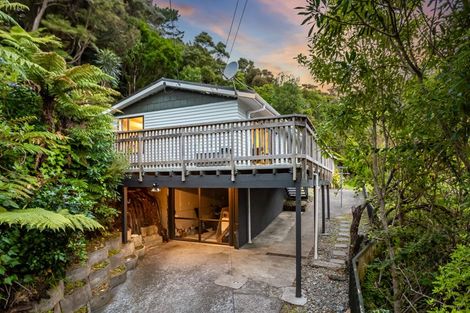 Photo of property in 32 John Street, Stokes Valley, Lower Hutt, 5019