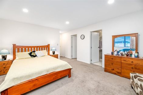Photo of property in 11 Irongate Avenue, Ranui, Auckland, 0612
