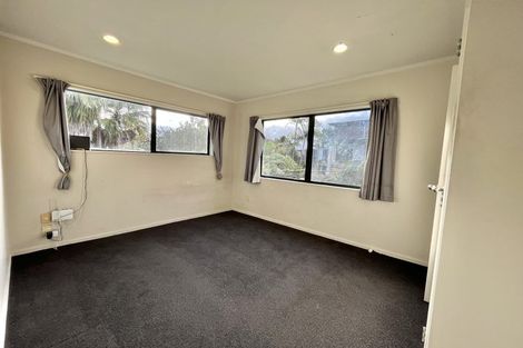 Photo of property in 40a Redoubt Road, Goodwood Heights, Auckland, 2105