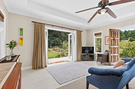 Photo of property in 28 Awanui Crescent, Matakana, Warkworth, 0985