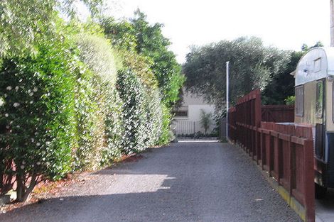 Photo of property in 16 Karu Crescent, Waikanae, 5036