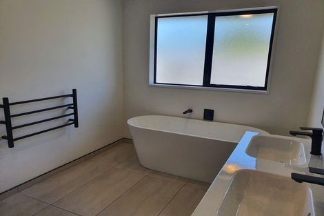 Photo of property in 2 Horomaka Street, Pegasus, 7612