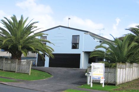 Photo of property in 27 Gilshennan Valley, Red Beach, 0932