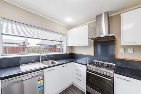 Photo of property in 25 Willowstream Grove, Cloverlea, Palmerston North, 4412