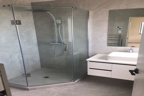 Photo of property in 30 Lime Hill Rise, Flat Bush, Auckland, 2019