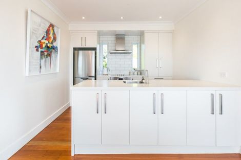 Photo of property in 11 Tainui Drive, Havelock North, 4130