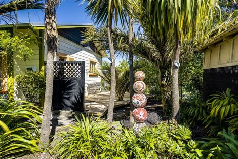 Photo of property in 1 Lawrence Road, Hospital Hill, Napier, 4110