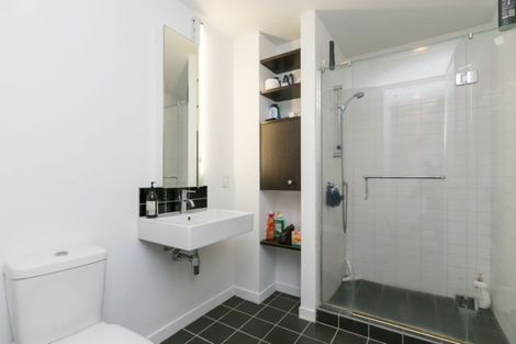 Photo of property in Montreaux Apartments, 1i/164 The Terrace, Wellington Central, Wellington, 6011