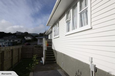 Photo of property in 47 Link Road, Newlands, Wellington, 6037