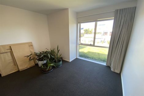 Photo of property in 73 Aston Drive, Waimairi Beach, Christchurch, 8083