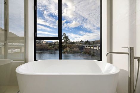 Photo of property in 11b William Rees Place, Kawarau Falls, Queenstown, 9300