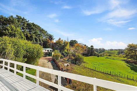 Photo of property in 65 Annett Road, Kumeu, 0891