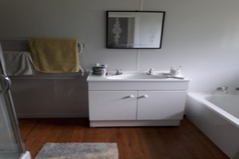 Photo of property in 24 Helena Road, Hillcrest, Hamilton, 3216