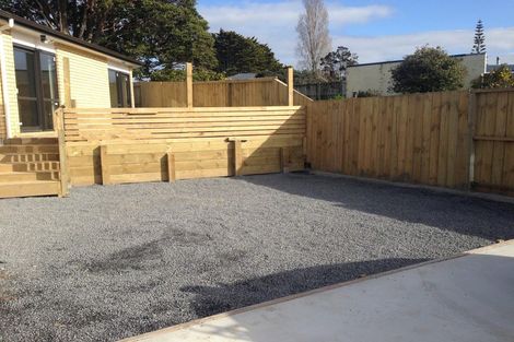 Photo of property in 26 Nile Road, Kelston, Auckland, 0602