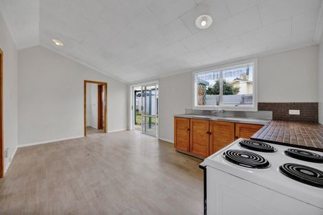 Photo of property in 66 Cloten Road, Stratford, 4332