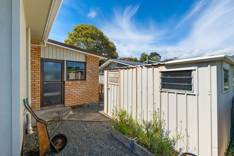 Photo of property in 3 Ruskin Place, Westown, New Plymouth, 4310