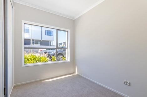 Photo of property in 9 Weta Road, Hobsonville, Auckland, 0616