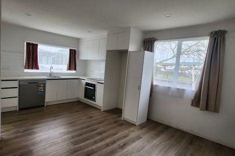 Photo of property in 1/5 Myna Place, Weymouth, Auckland, 2103