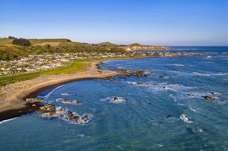 Photo of property in 67 South Bay Parade, South Bay, Kaikoura, 7300