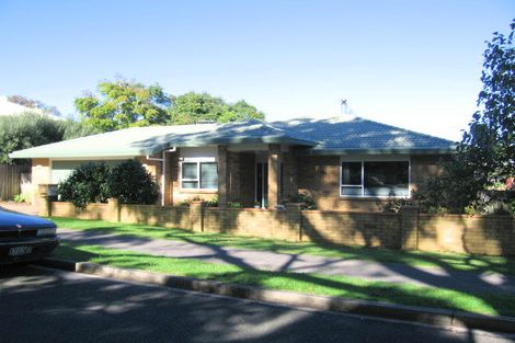 Photo of property in 4 Williams Road, Hobsonville, Auckland, 0618