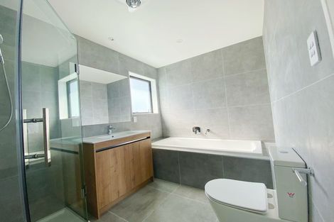 Photo of property in 37c Forrest Hill Road, Milford, Auckland, 0620