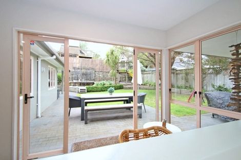 Photo of property in 10 Burn-murdoch Street, St Andrews, Hamilton, 3200