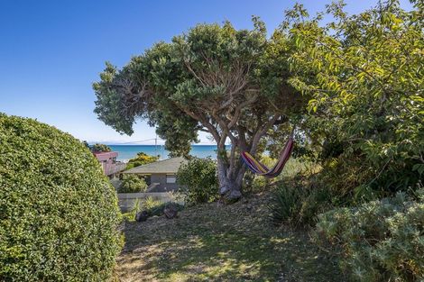 Photo of property in 134 Seaview Road, Paraparaumu Beach, Paraparaumu, 5032