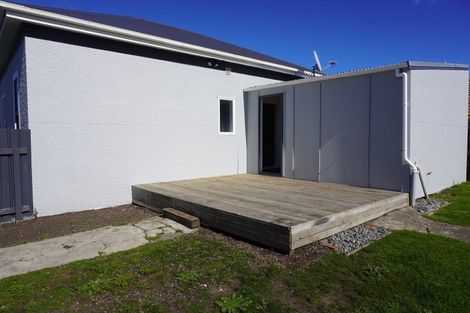 Photo of property in 18 Swiss Avenue, Gonville, Whanganui, 4501