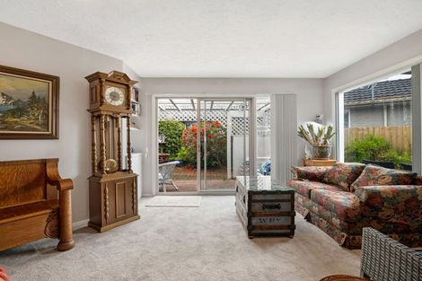 Photo of property in 35 Teesdale Street, Burnside, Christchurch, 8053