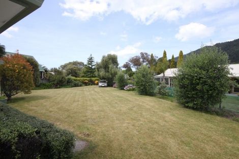 Photo of property in 16 Coronation Row, Pauanui, Hikuai, 3579