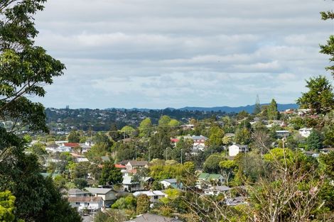 Photo of property in 578 Glenfield Road, Bayview, Auckland, 0629