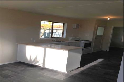 Photo of property in 16 Jeffares Place, Taradale, Napier, 4112