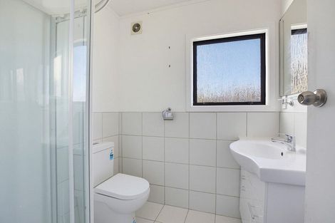 Photo of property in 27 Eskdale Road, Papakowhai, Porirua, 5024