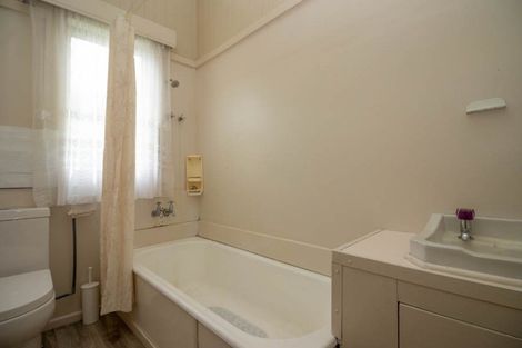 Photo of property in 11 Junction Road, Paeroa, 3600